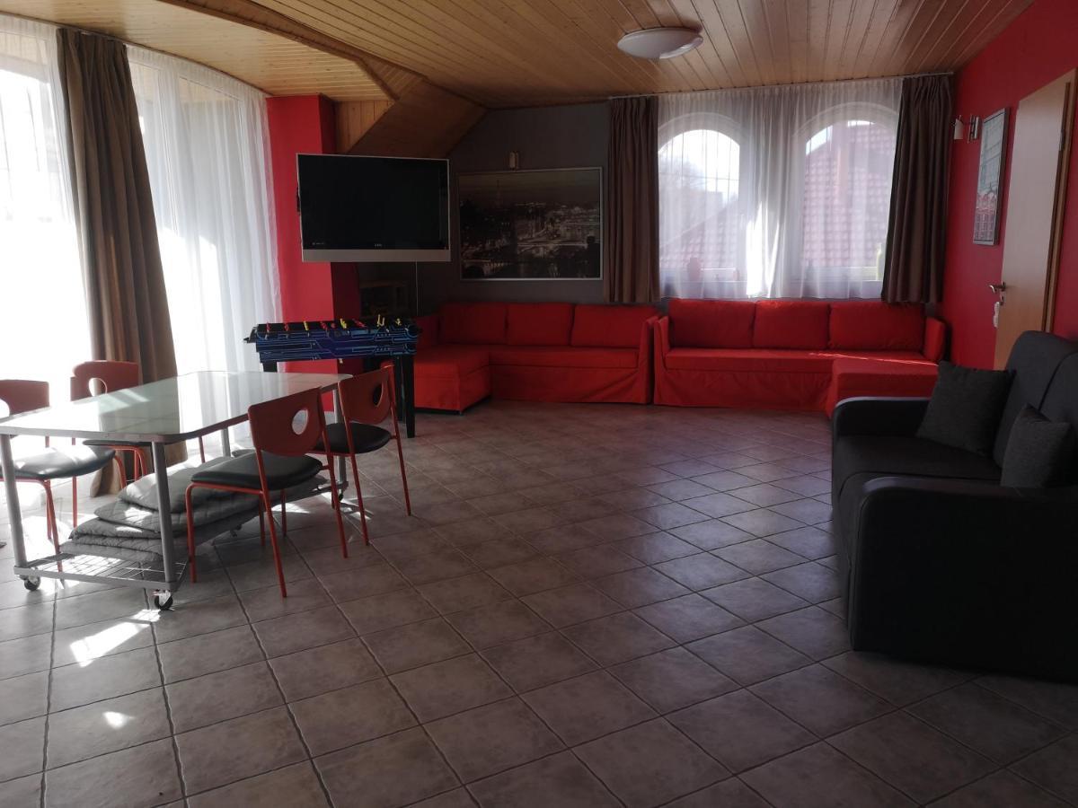 Szigeti Apartmanhaz Beci Exterior foto